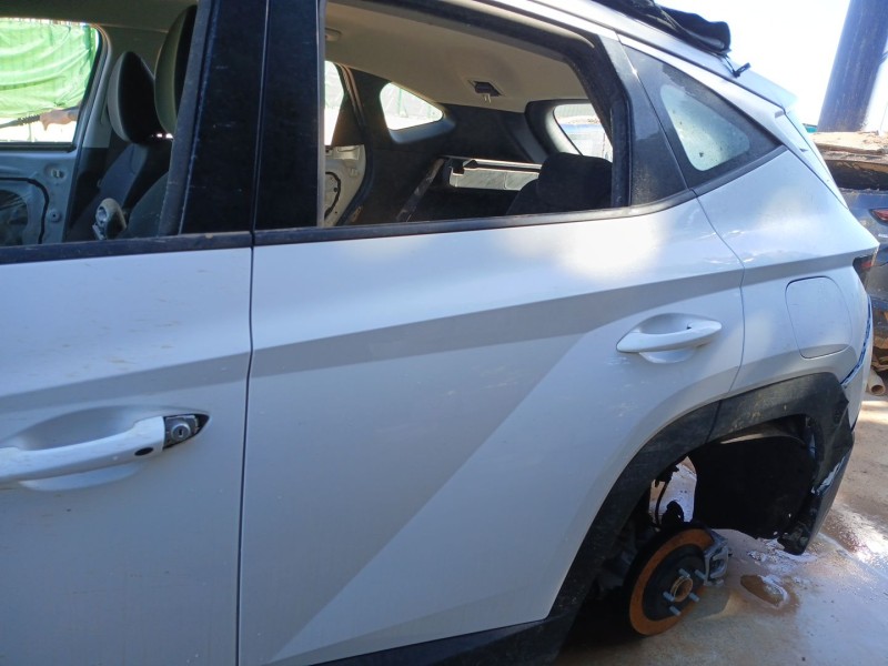 Recambio de puerta trasera izquierda para hyundai tucson (nx4e, nx4a) 1.6 t-gdi referencia OEM IAM 77003N7005  