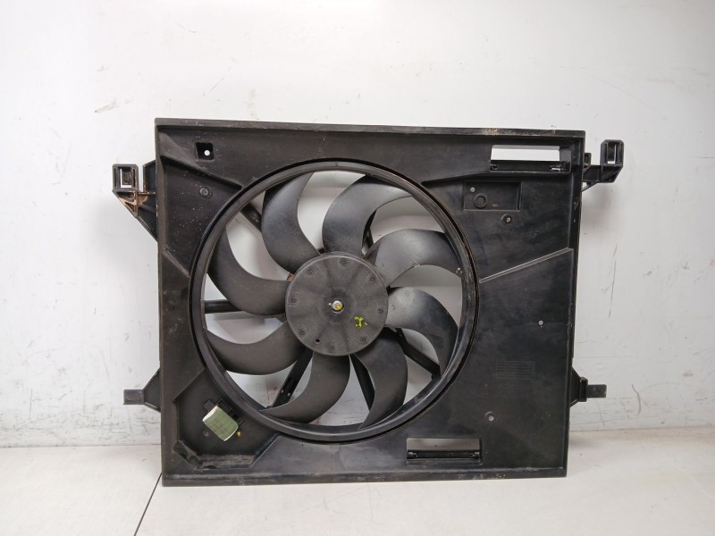 Recambio de electroventilador para mg zs suv (azs1) 1.5 vti referencia OEM IAM 10251200  