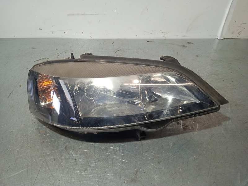 Recambio de faro derecho para opel astra g berlina club referencia OEM IAM 13132460 BIFARO 