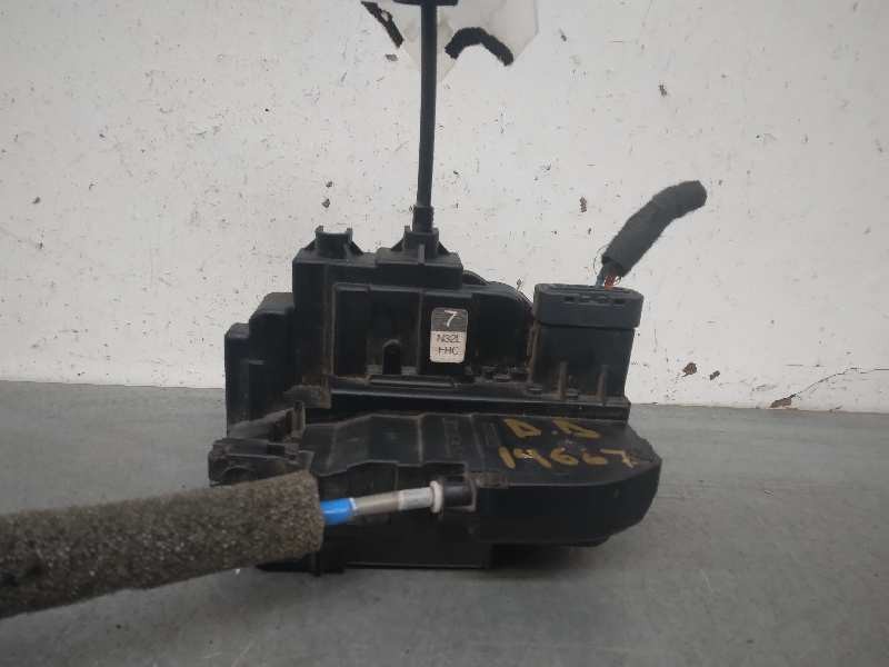 Recambio de cerradura puerta delantera derecha para nissan qashqai (j10) acenta referencia OEM IAM N32LFRC  2 CABLES