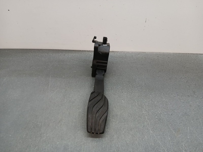 Recambio de potenciometro pedal para renault megane e-tech suv ev40 referencia OEM IAM 180025mz0b 6 pines 