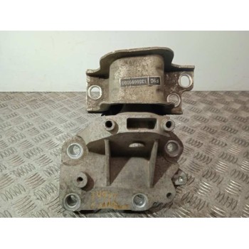 SOPORTE MOTOR IZQUIERDO 1358696080 