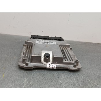 Recambio de centralita motor uce para opel astra j (p10) 2.0 cdti (68) referencia OEM IAM 55577680 0281017416 