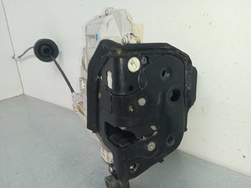 Recambio de cerradura puerta delantera derecha para seat exeo st (3r5)(2009>) reference referencia OEM IAM 8E1837016AA  7 PINS