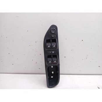 MANDO ELEVALUNAS DELANTERO IZQUIERDO 735604302 