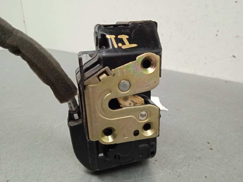 Recambio de cerradura puerta trasera izquierda para infiniti fx fx45 referencia OEM IAM   2 PINS