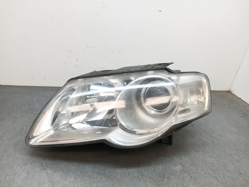 Recambio de faro derecho para volkswagen passat b6 (3c2) 2.0 tdi referencia OEM IAM 3C0945005J  