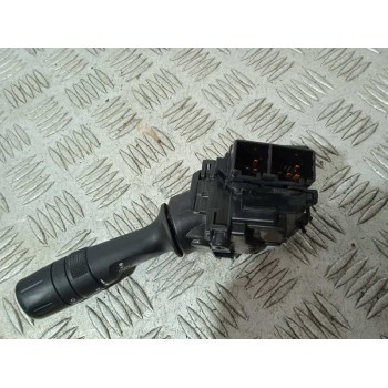 Recambio de mando limpia para toyota auris hybrid active referencia OEM IAM 0267017F858  