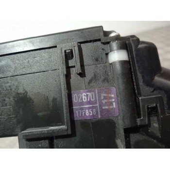 Recambio de mando limpia para toyota auris hybrid active referencia OEM IAM 0267017F858  