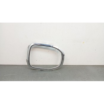 REJILLA DELANTERA 2gm853101 