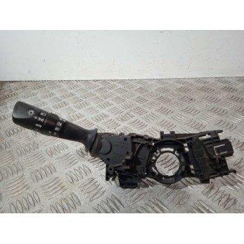 MANDO LUCES 0272017F852 