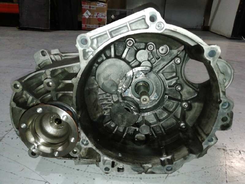 Recambio de caja casco para volkswagen golf vi (5k1) 2.0 tdi referencia OEM IAM LHD DESMONTADA 