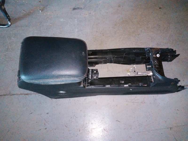 Recambio de consola central para honda cr-v comfort 4x2 referencia OEM IAM   