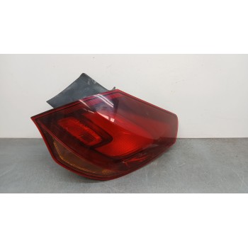 PILOTO TRASERO DERECHO 1090098 