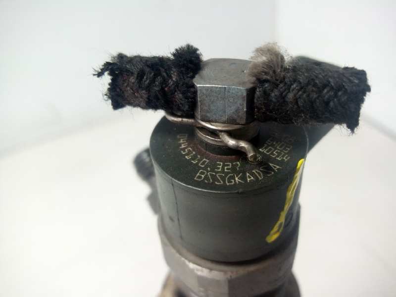 Recambio de inyector para opel insignia berlina excellence referencia OEM IAM 0445110327  