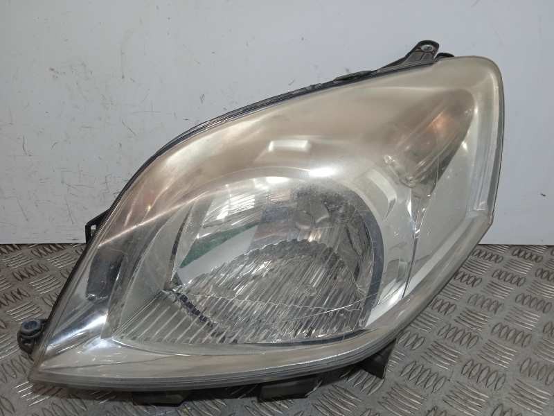 Recambio de faro izquierdo para fiat fiorino 1.3 16v jtd cat referencia OEM IAM 1353198080  