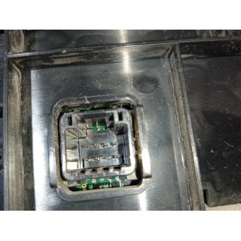 Recambio de mando climatizador para toyota auris hybrid active referencia OEM IAM 5590002360  