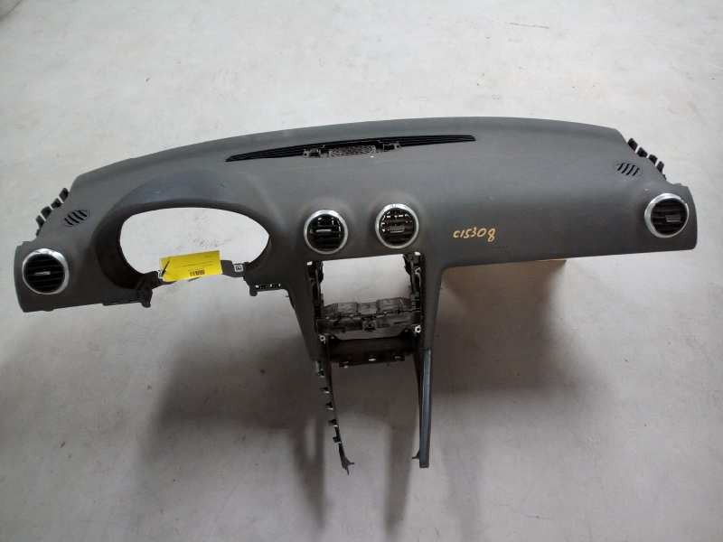 Recambio de salpicadero para audi a3 (8p) 2.0 tfsi ambiente quattro referencia OEM IAM 8P0880202  