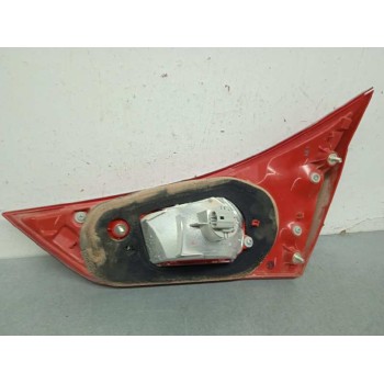 Recambio de piloto trasero izquierdo interior para toyota auris hybrid active referencia OEM IAM   