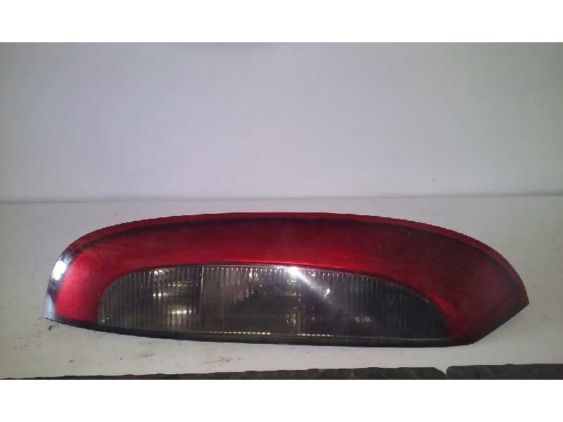 Recambio de piloto trasero izquierdo para opel corsa c club referencia OEM IAM  3P 