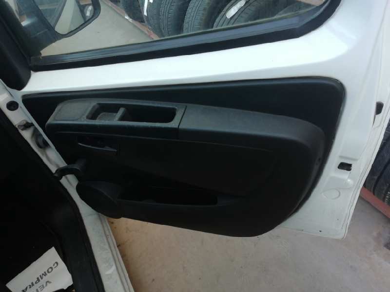 Recambio de guarnecido puerta delantera derecha para fiat fiorino 1.3 16v jtd cat referencia OEM IAM   