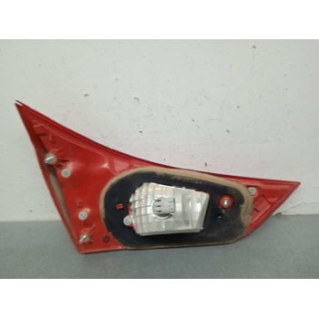 Recambio de piloto trasero derecho interior para toyota auris hybrid active referencia OEM IAM   