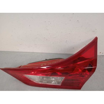 Recambio de piloto trasero derecho interior para toyota auris 1.4 turbodiesel cat referencia OEM IAM 8158102460  