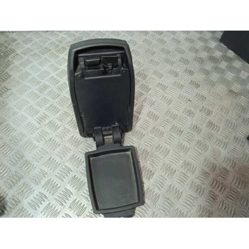 Recambio de apoyabrazos central para toyota auris hybrid active referencia OEM IAM   