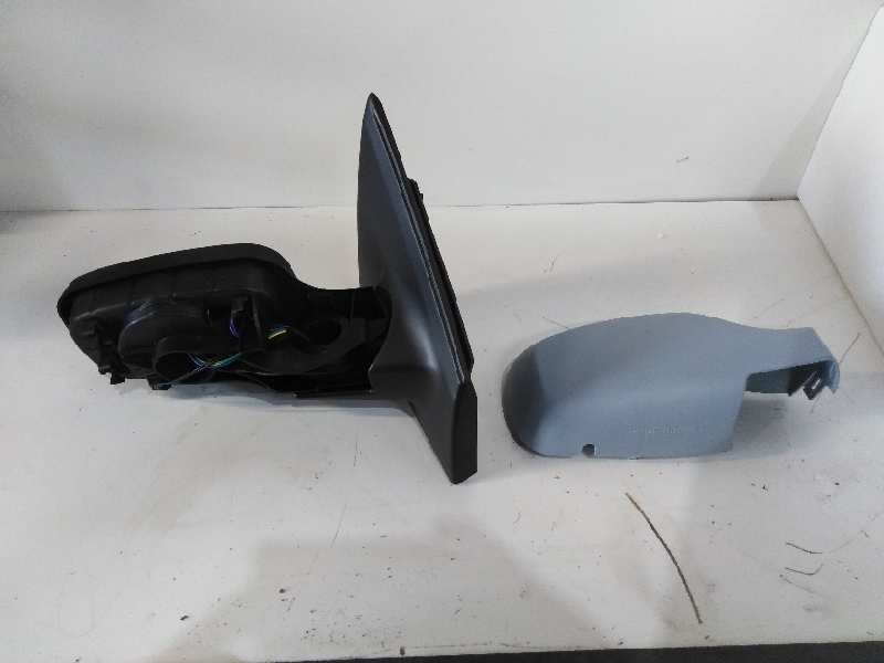 Recambio de retrovisor derecho para renault clio iii referencia OEM IAM  NUEVO ELECTRICO 7 PIN