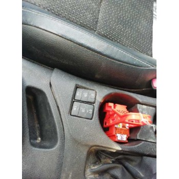 Recambio de asiento delantero izquierdo para toyota auris hybrid active referencia OEM IAM  MIXTO CALEFACTABLE