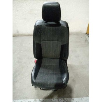 Recambio de asiento delantero izquierdo para toyota auris hybrid active referencia OEM IAM  MIXTO CALEFACTABLE