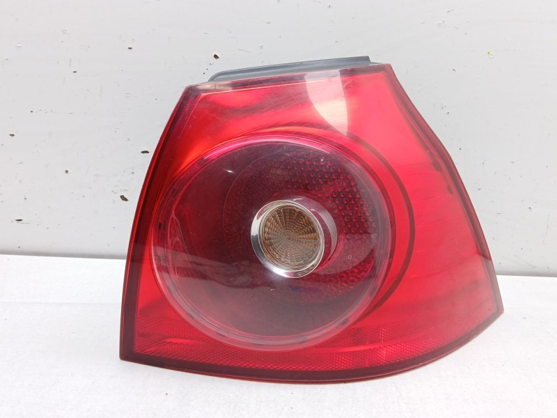 Recambio de piloto trasero derecho para volkswagen golf v (1k1) 1.9 tdi referencia OEM IAM 1k6945096ac 89031823 