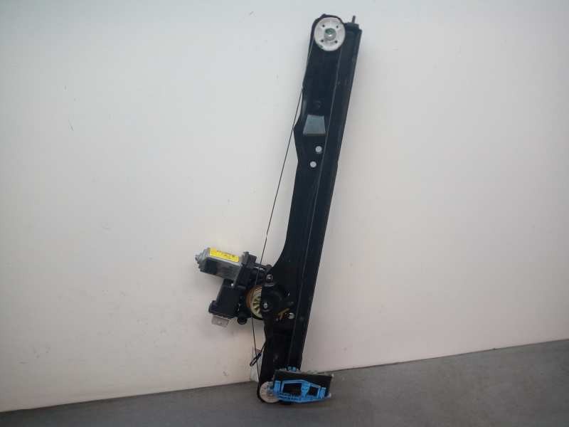 Recambio de elevalunas delantero izquierdo para fiat doblo 1.3 16v jtd cat referencia OEM IAM 51810880  6 PINS