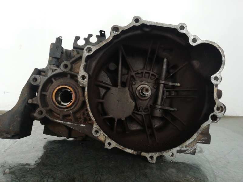 Recambio de caja cambios para hyundai elantra (xd) 2.0 crdi comfort (5-ptas.) referencia OEM IAM  293.070KM 