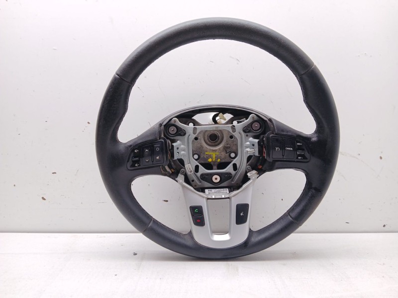 Recambio de volante para kia sportage 1.6 cat referencia OEM IAM 561103U750EQ  