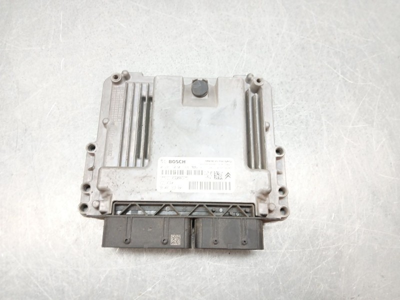Recambio de centralita motor uce para citroën c4 cactus 1.6 bluehdi 100 referencia OEM IAM 0281030544 9808535880 