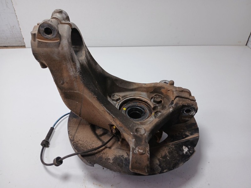 Recambio de mangueta delantera izquierda para nissan qashqai iii (j12) 1.3 dig-t referencia OEM IAM   