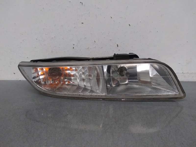 Recambio de faro antiniebla derecho para ssangyong rexton 2.7 turbodiesel cat referencia OEM IAM   