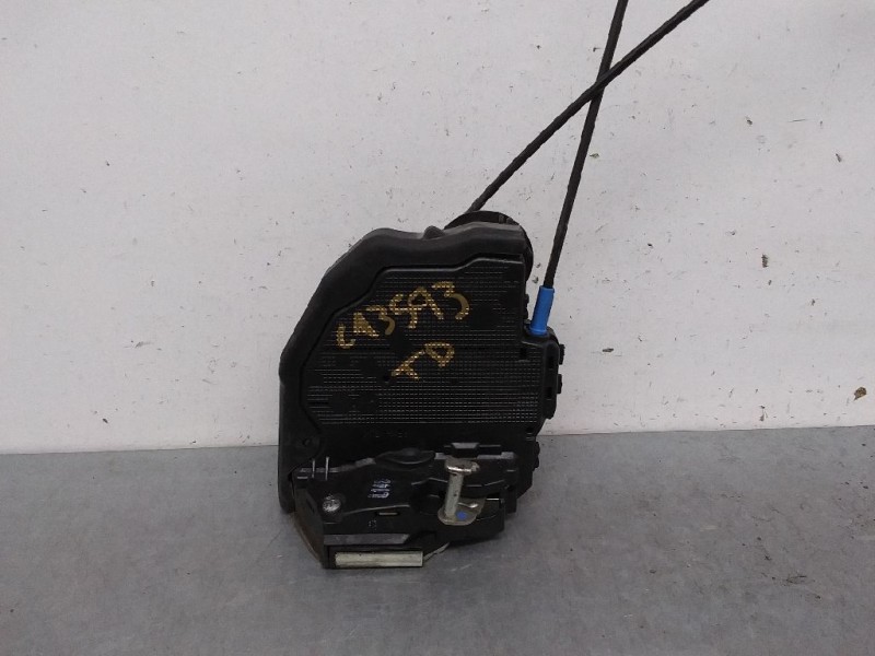 Recambio de cerradura puerta trasera derecha para toyota auris luna referencia OEM IAM  2 PIN 