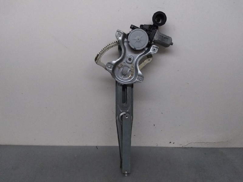 Recambio de elevalunas delantero derecho para toyota auris luna referencia OEM IAM AV2621002330 857100D100 6 PIN