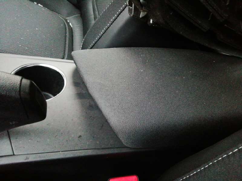 Recambio de apoyabrazos central para renault megane iv grandtour limited referencia OEM IAM 969109180R  