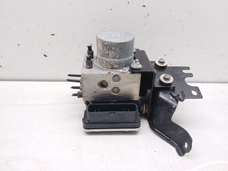Recambio de abs para nissan qashqai iii (j12) 1.3 dig-t referencia OEM IAM 476606UB0C  
