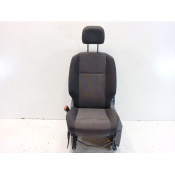 ASIENTO DELANTERO IZQUIERDO 