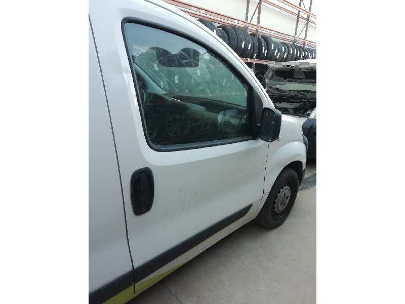 Recambio de puerta delantera derecha para fiat fiorino 1.3 16v jtd cat referencia OEM IAM   CON GOLPE
