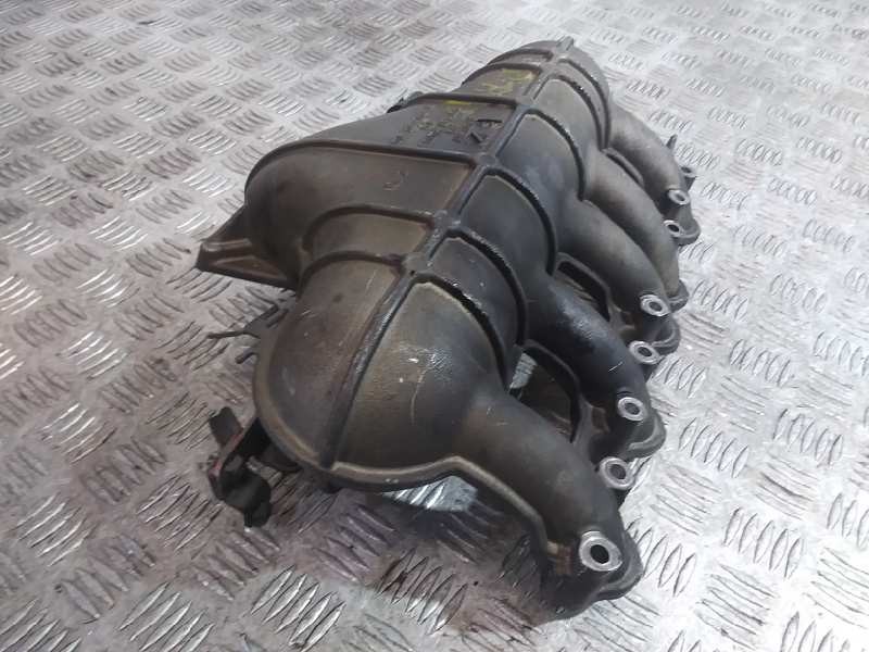 Recambio de colector admision para volkswagen crafter caja cerrada 2.5 tdi dpf referencia OEM IAM 076129713A  