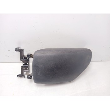 Recambio de apoyabrazos central para hyundai i40 comfort referencia OEM IAM   