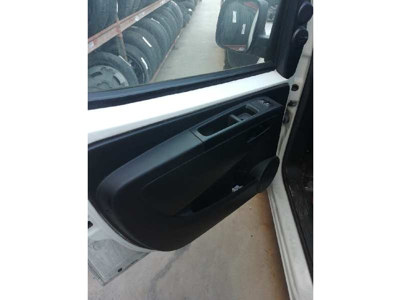 Recambio de guarnecido puerta delantera izquierda para fiat fiorino 1.3 16v jtd cat referencia OEM IAM   