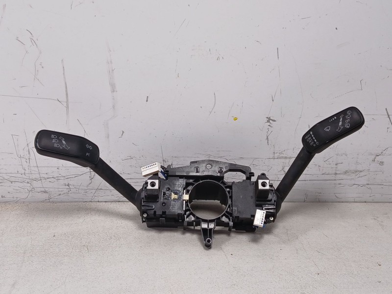 Recambio de mando multifuncion para seat leon sportstourer 1.5tsi referencia OEM IAM 5q1953507fl  