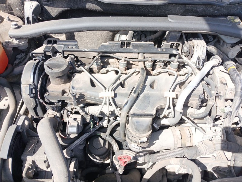 Recambio de despiece motor para volvo xc90 i (275) d5 awd referencia OEM IAM D5244T INYECTORES 0445110251 