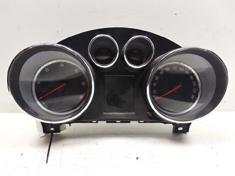 Recambio de cuadro instrumentos para opel insignia berlina 2.0 cdti cat referencia OEM IAM 13327313 13327313 
